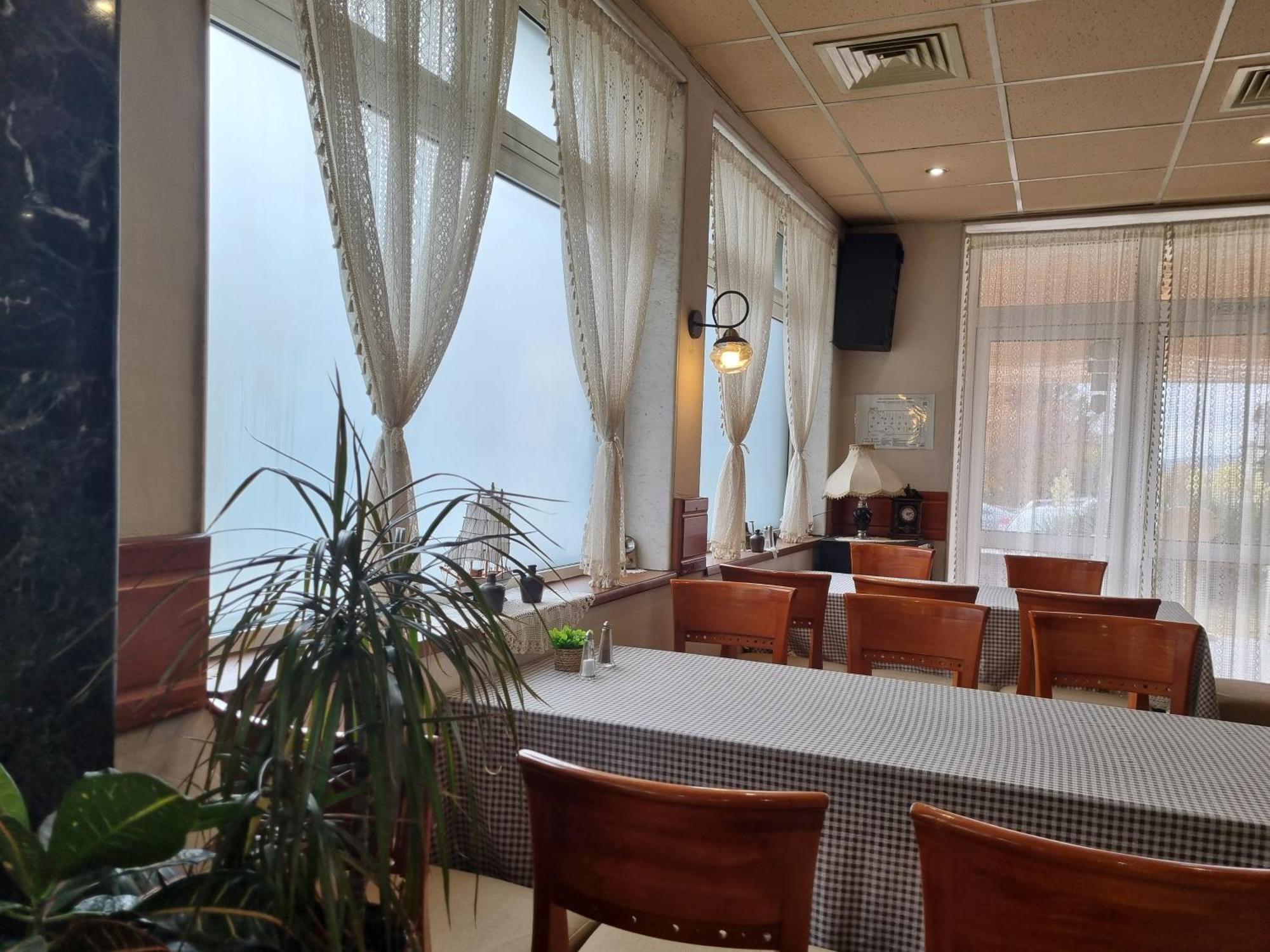 Dezudava Family Hotel Sandanski Exterior foto